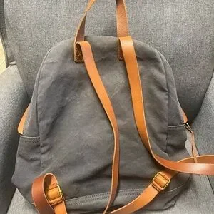 Madewell The Charleston Backpack in Black Sea Madewell | Bags | Madewell The Charleston Backpack In Black  main image 3